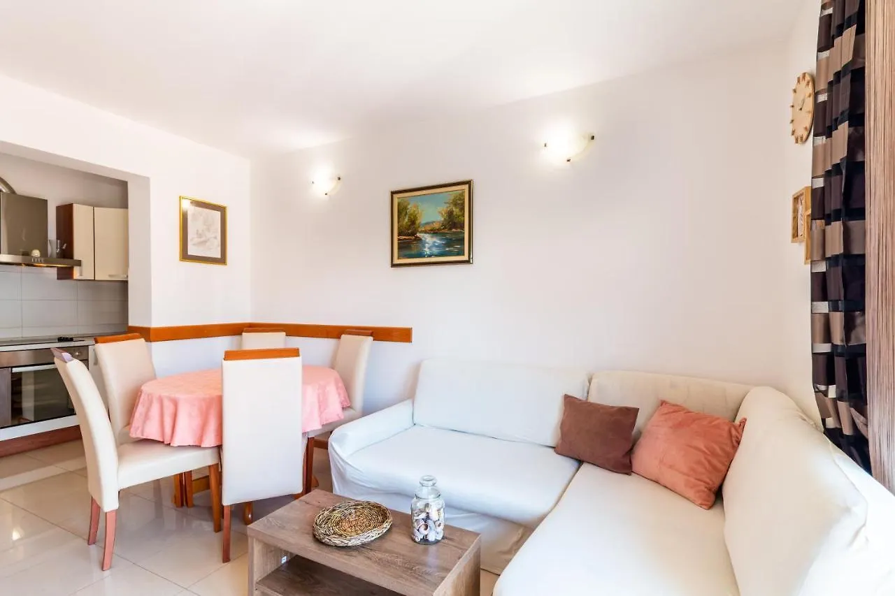 City Apartment Ana Split